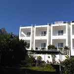 Antouan Matina Apartman Arhángelosz