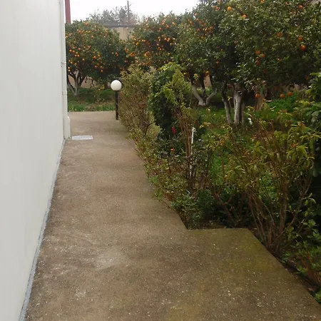 Antouan Matina Apartament *