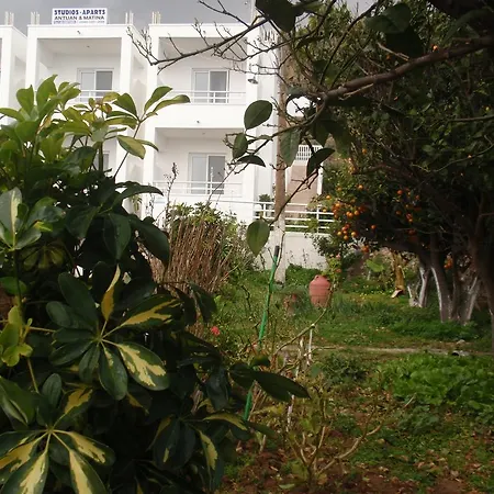 Apartament Antouan Matina