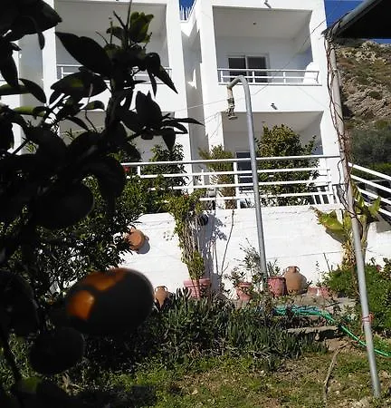 Lejlighed Antouan Matina