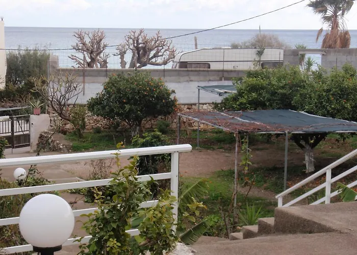 Antouan Matina شقة *
