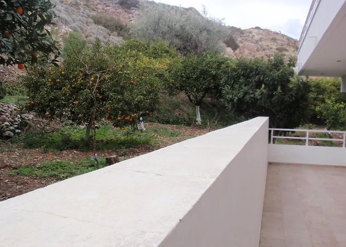 Antouan Matina * Archangelos (Rhodes)